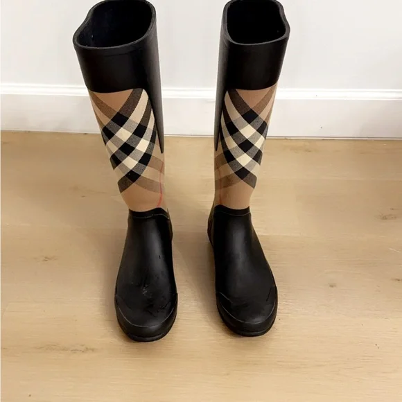 Burberry Black and Tan Plaid Rain Boots - Picture 1 of 4